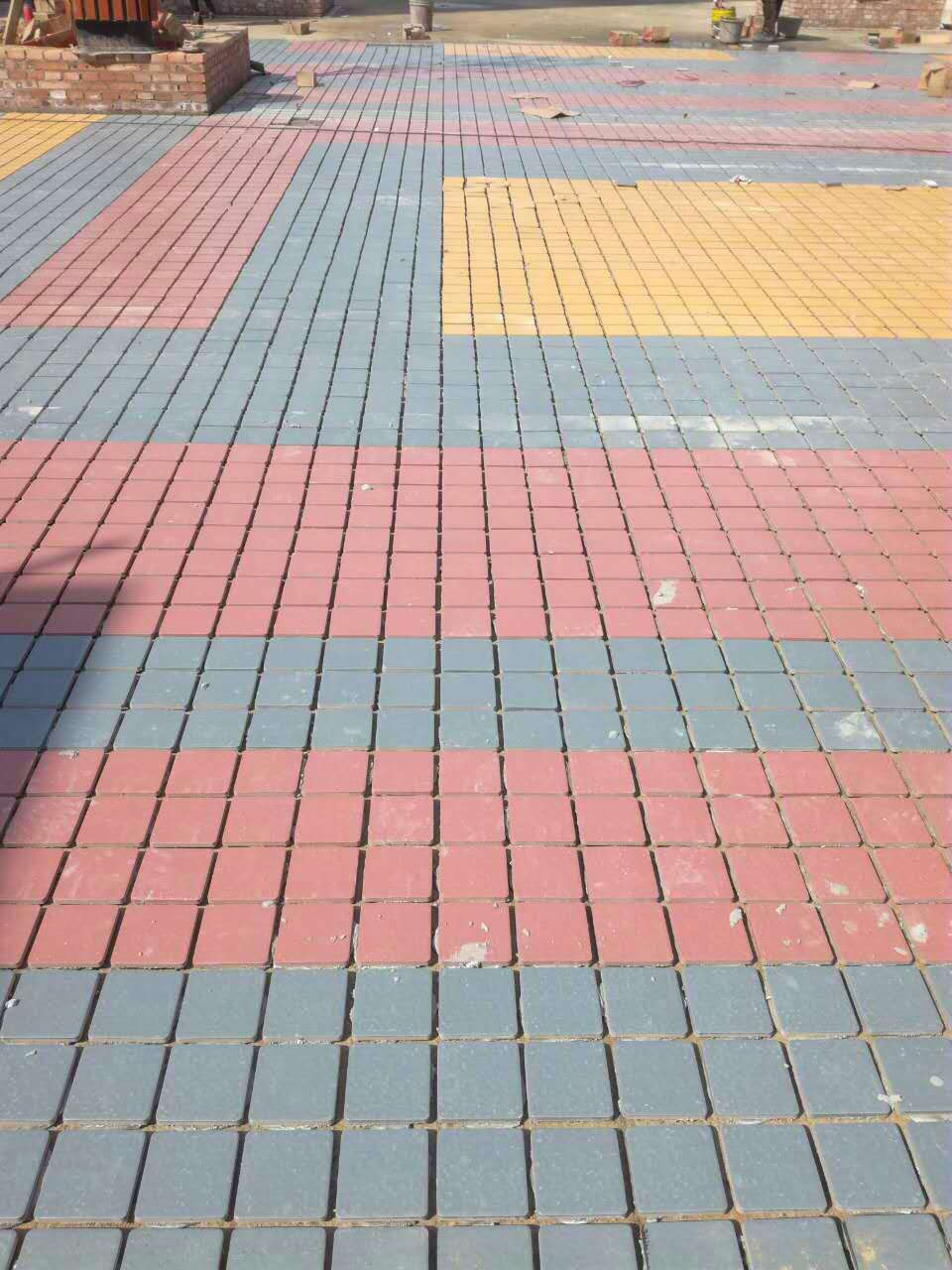 108乘108廣場(chǎng)磚鋪貼效果圖