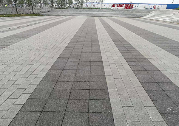 生態(tài)地鋪石鋪貼效果展示