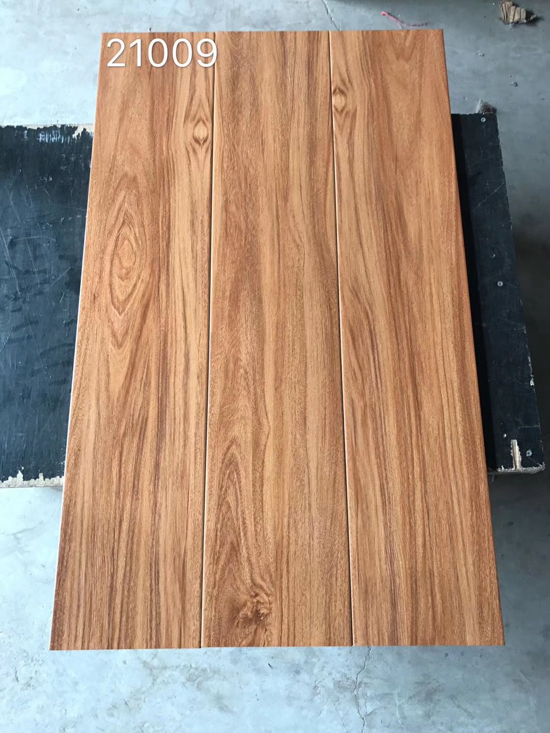 古森倫木紋地板磚