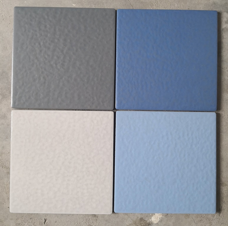 灰色和白色樓頂屋面磚鋪貼效果